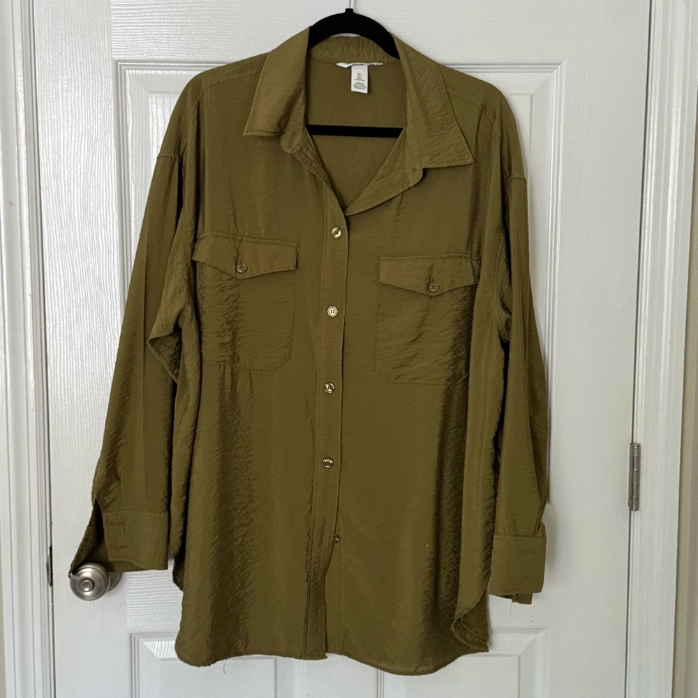 H&M Khaki/Olive Green Oversized Casual Button-Down Shirt Size L